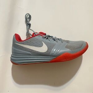 Nike Kobe KB Mentality Dove Grey Nemesis Basketball Sneaker